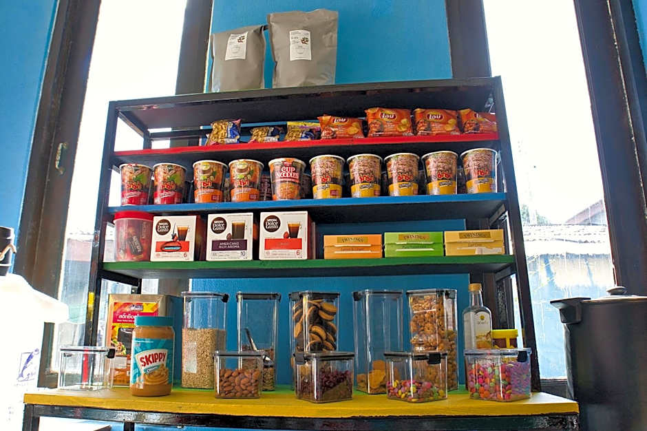 The Funky Monkey Hostel - 18 to 40 years old only