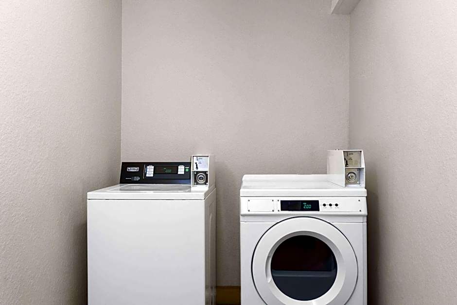 Microtel Inn & Suites By Wyndham Zephyrhills