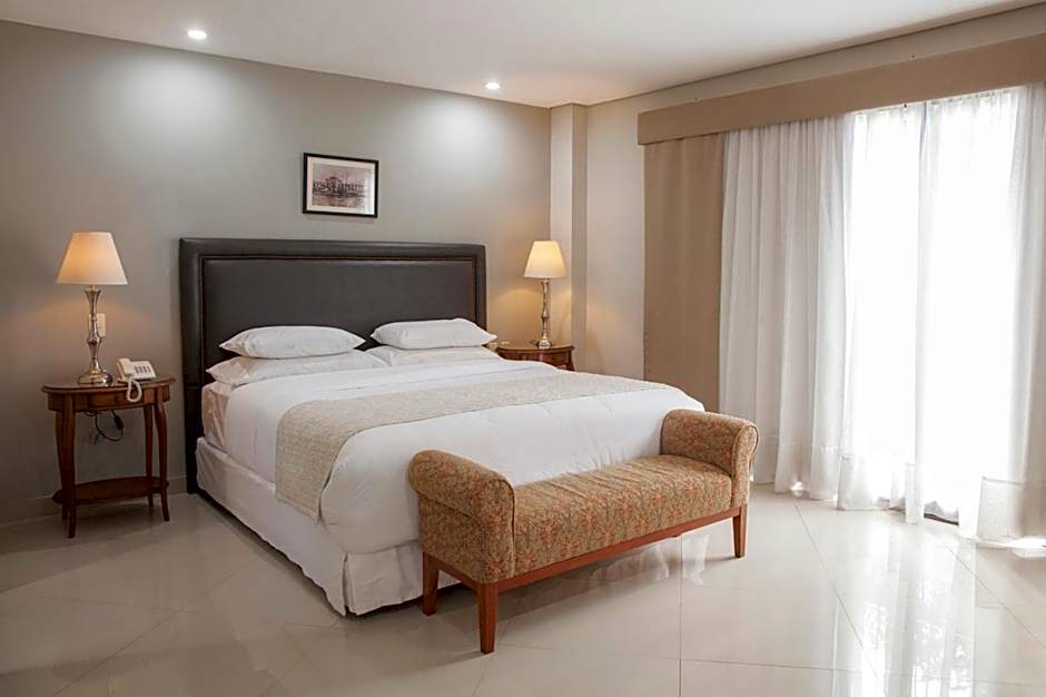 Las Lomas Casa Hotel