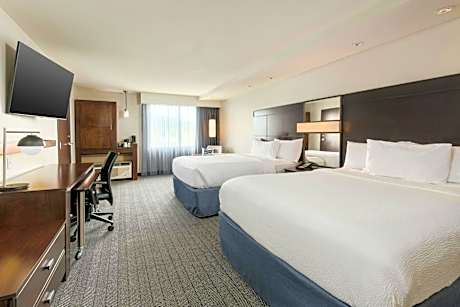 Queen Room with Two Queen Beds