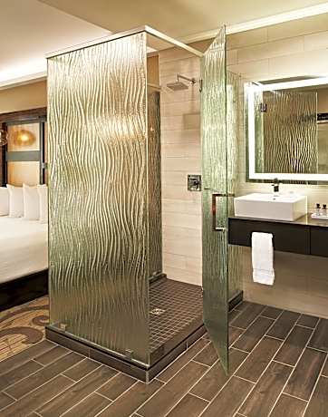 Suite, 1 King Bed with Sofa bed, City View (1 King Bed and 1 Double Sofa Bed)