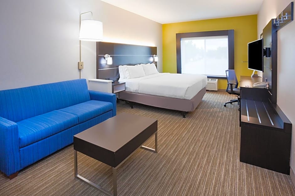 Holiday Inn Express Hotel & Suites Dickinson