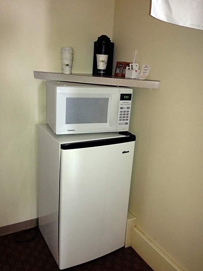 Knights Inn Lethbridge