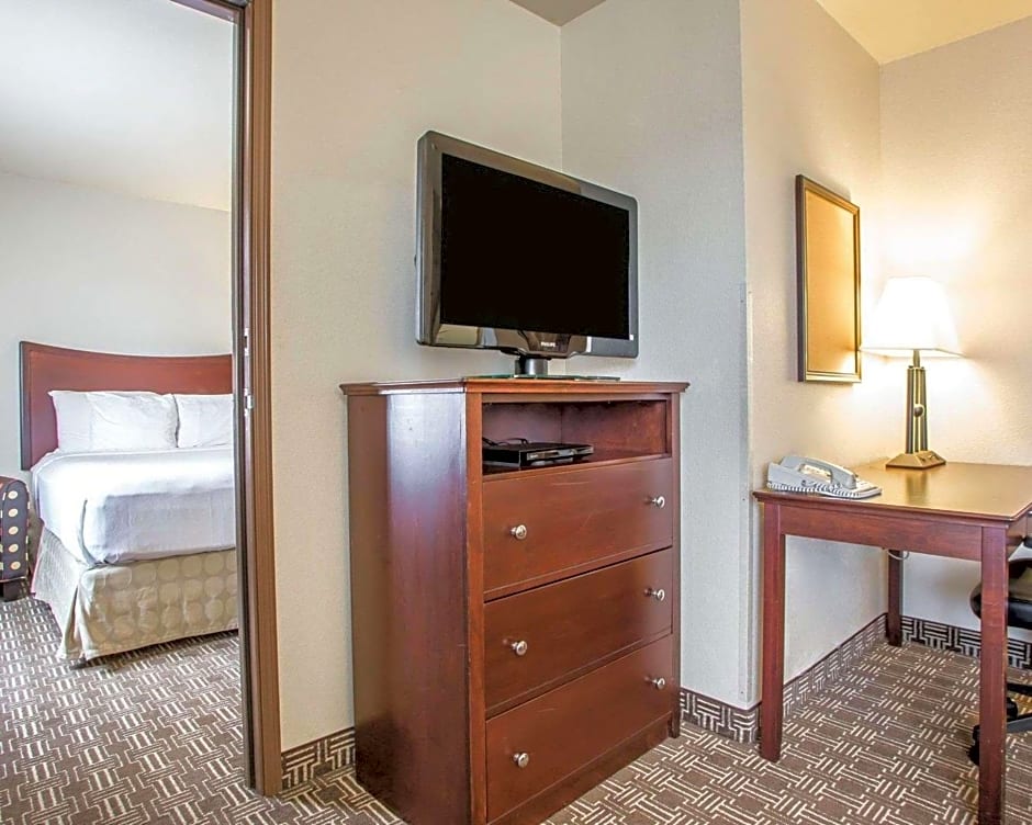 MainStay Suites St Robert-Fort Leonard Wood