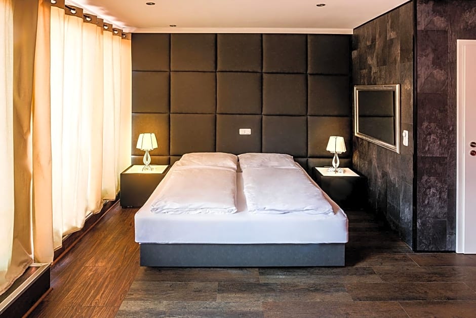 Hotel SleepInn Volkspark - Adult Only – Hamburg, VA