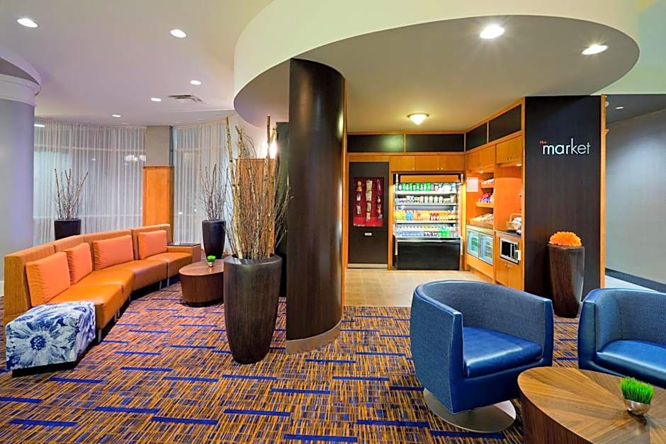 Courtyard by Marriott Toronto Markham