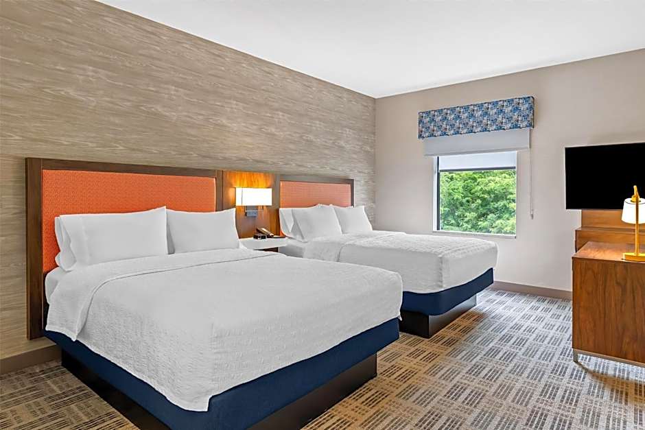 Hampton Inn By Hilton & Suites Grove City