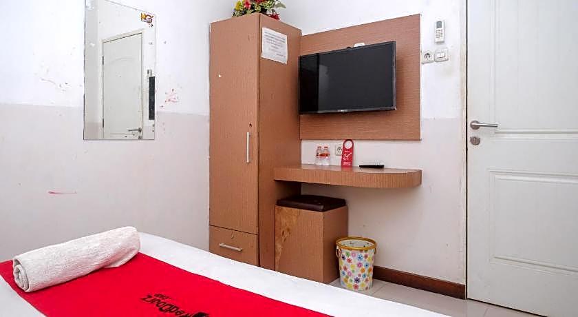 RedDoorz @ Pengayoman Panakkukang 2 Makassar