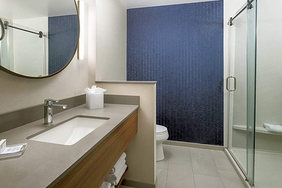 Fairfield Inn & Suites by Marriott South Kingstown Newport Area