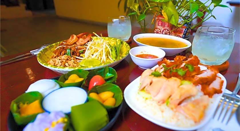 Excel Hotel Bangkok formerly Sri Krungthep Hotel