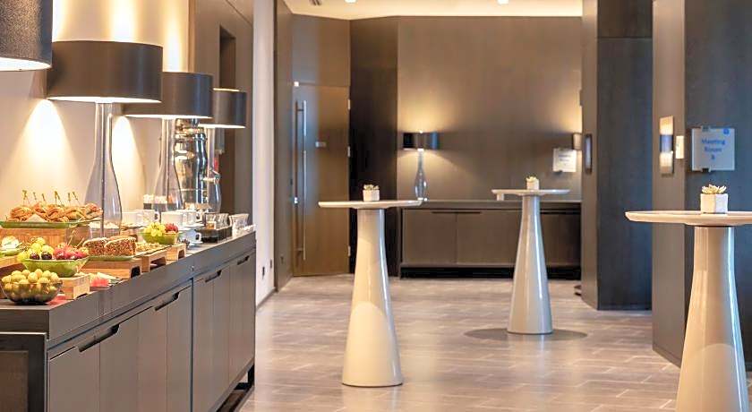 Centro Westside by Rotana