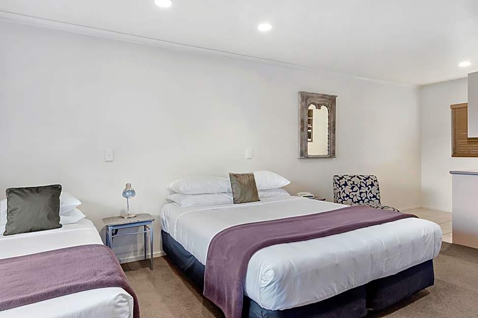 Belmont Motor Lodge