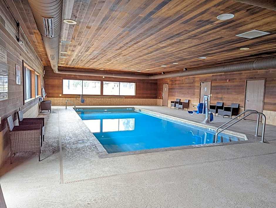 Cobblestone Inn & Suites - Merrill