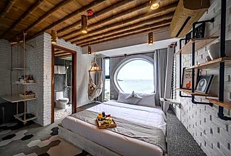 Deluxe Double Room with Sea View