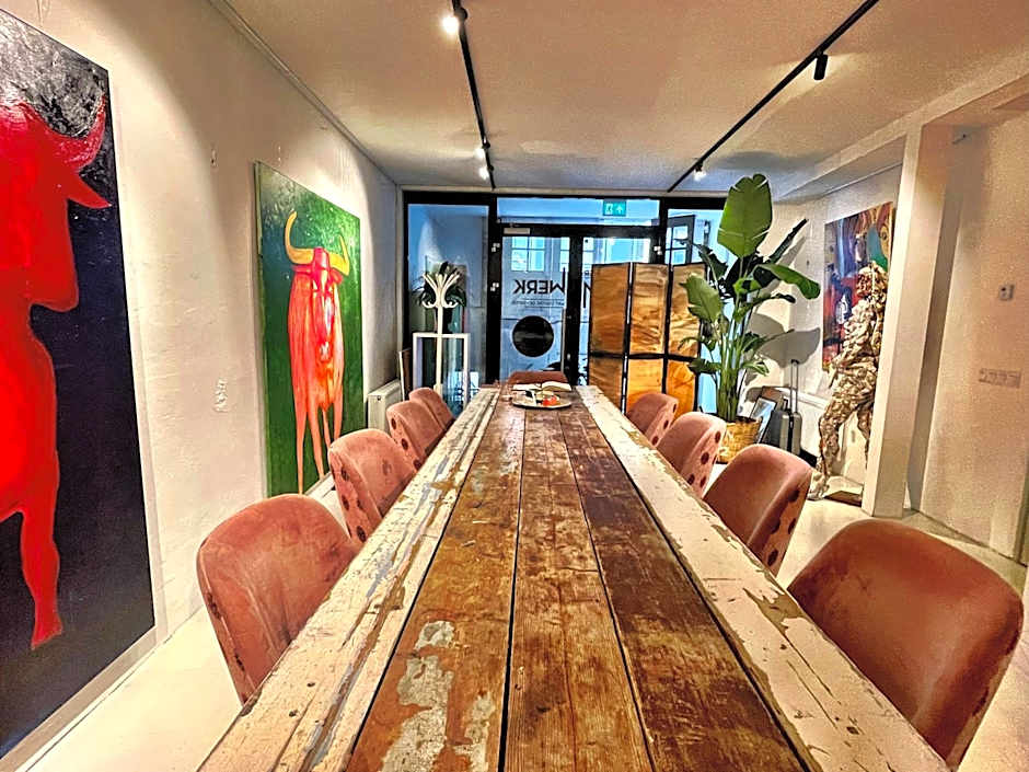 Atelier Raamwerk City Atelier Apartment for Friends and Families 125m2!