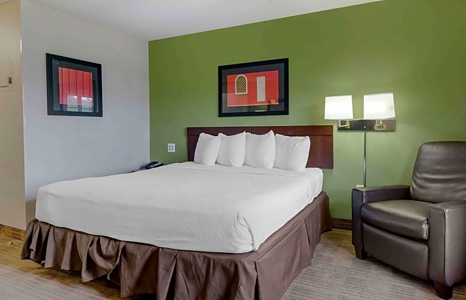 Extended Stay America Suites - Orlando - Lake Mary - 1036 Greenwood Blvd