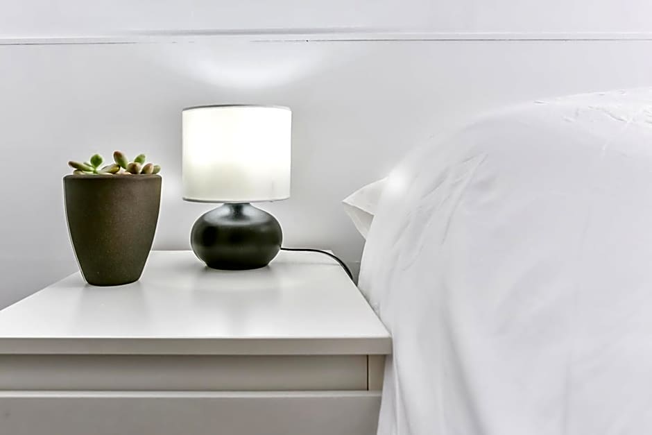 Laramond Barcelona Rooms