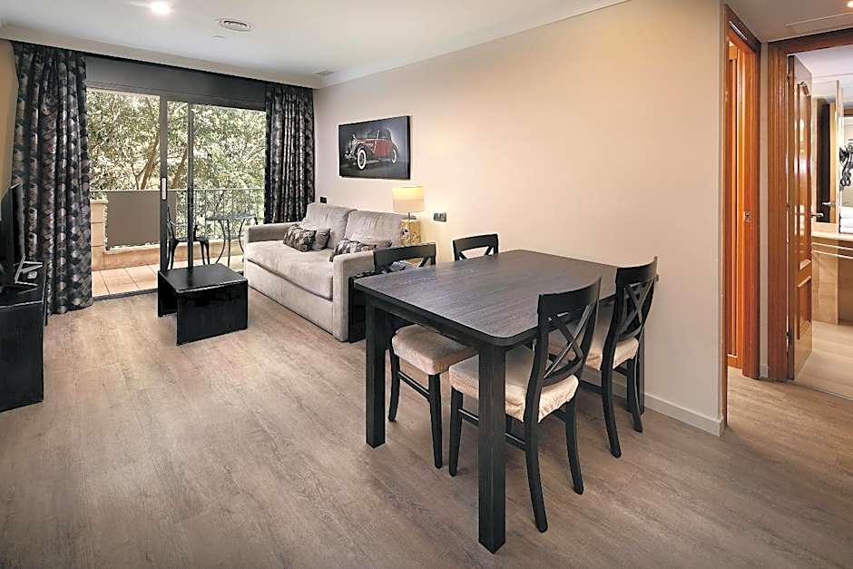 Apartaments-Hotel Hispanos 7 Suiza