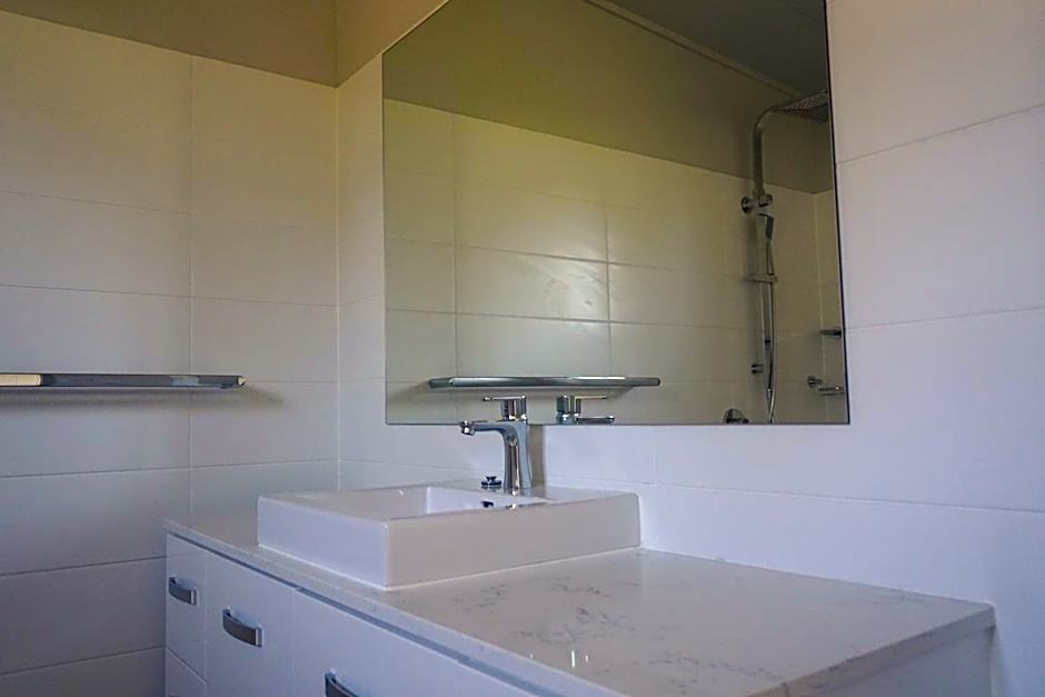 Narangba Motel formerly Brisbane North B&B