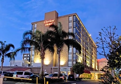 Clarion Hotel Anaheim Resort