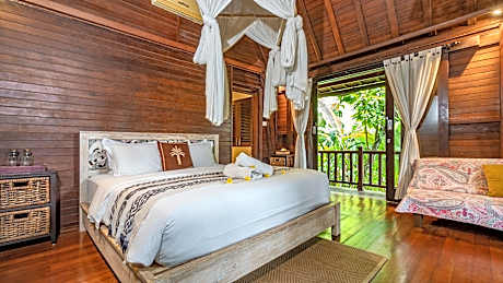 Suite Room with Balcony