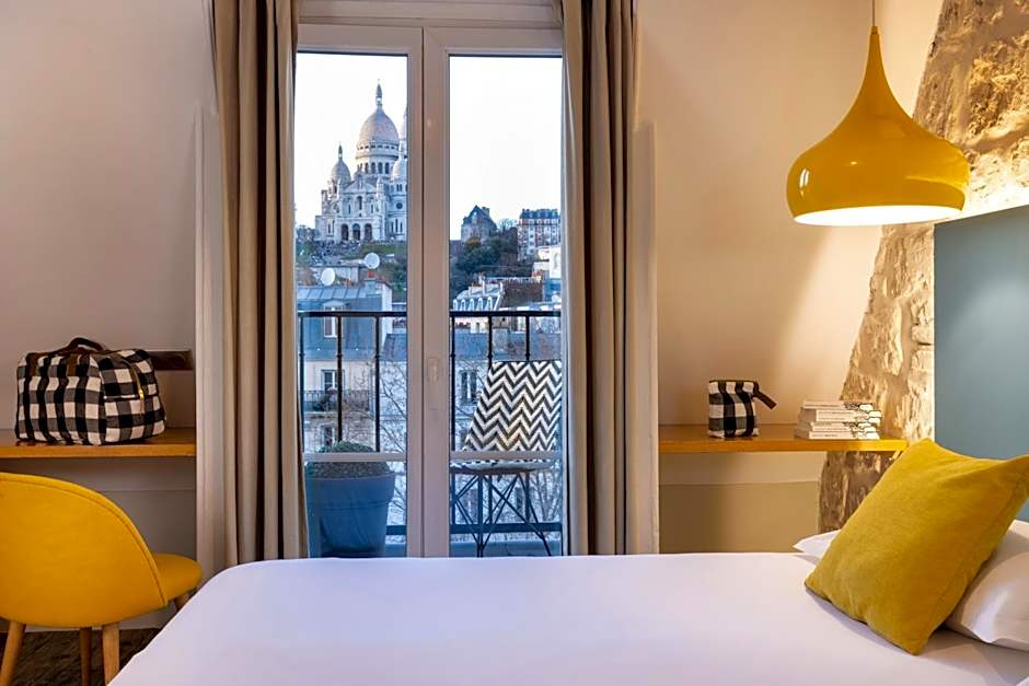 Le Regent Montmartre by Hiphophostels