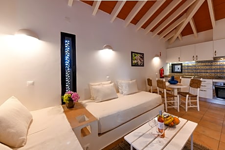 One Bedroom Villa / Apartment