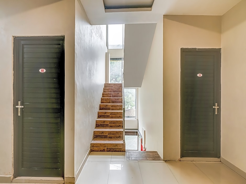  90986 Hotel Srikandi Adisucipto