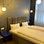 Motel Blue Messe
