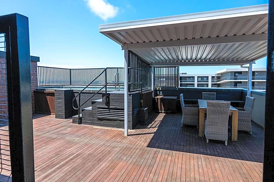 Lux Onyx 207 in Umhlanga Ridge