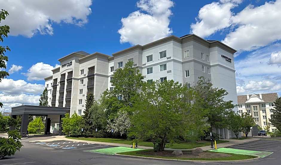 Courtyard by Marriott Toronto Markham