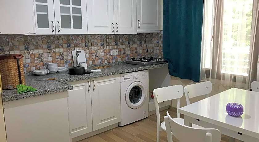 MAVİ KÖŞK UZUNGÖL