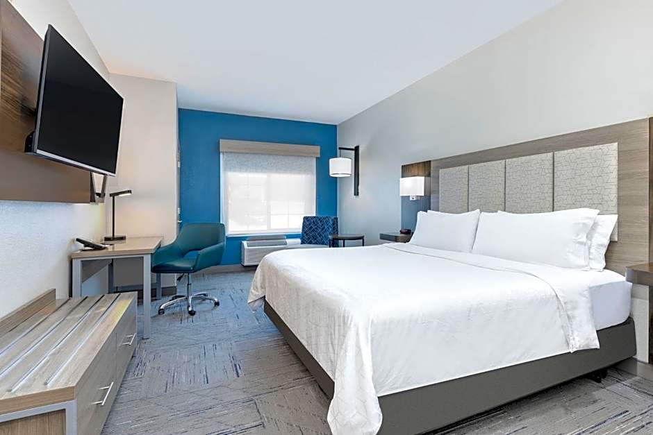 Holiday Inn Express and Suites Granbury By IHG