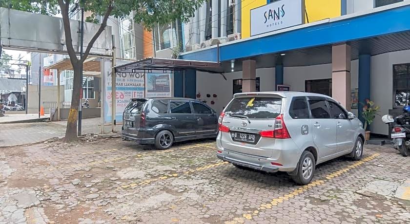 Sans Hotel Cihampelas Bandung