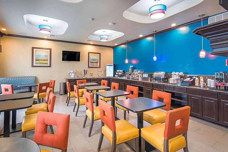 Clarion Inn & Suites Weatherford South