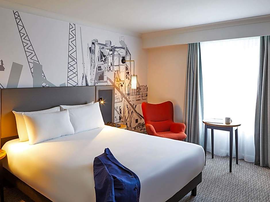 Mercure Cardiff North Hotel