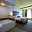 Holiday Inn Express & Suites Carlisle By IHG