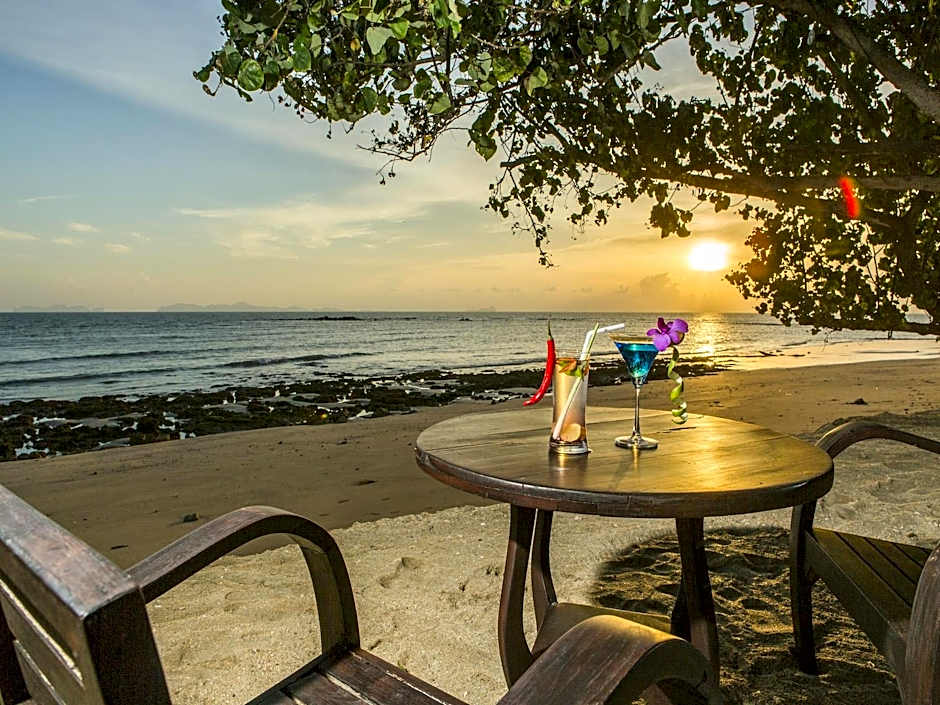 Koh Jum Beach Villas