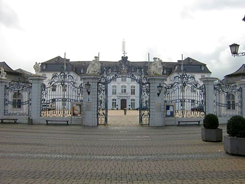 Hotel zur Schloß-Schenke