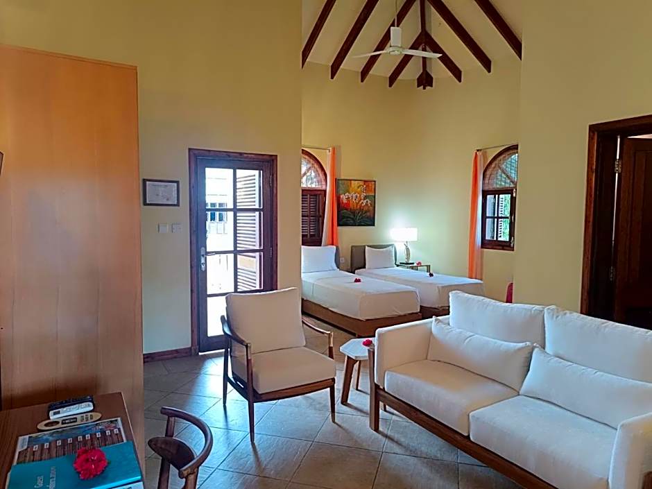 Castello Beach Hotel