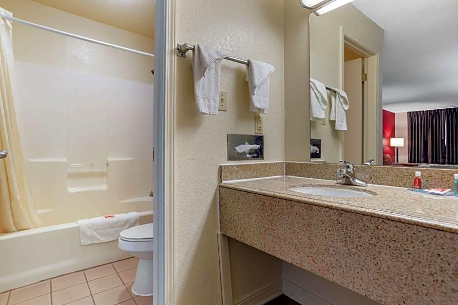 Econo Lodge Pearl - Jackson