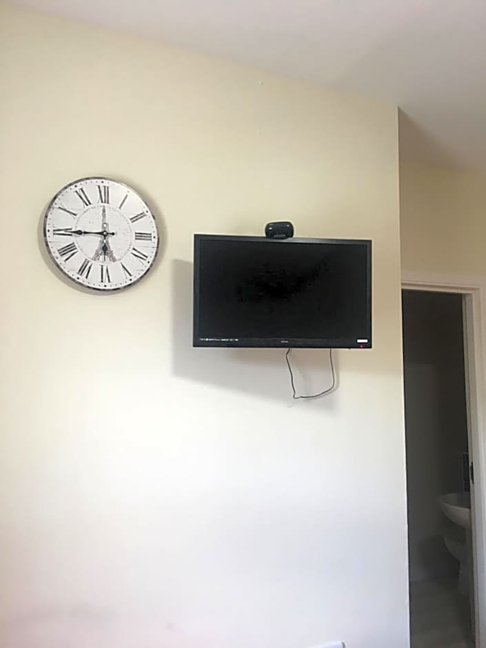 1 Lochness Rooms&Hostel