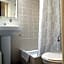Hostal Lesseps