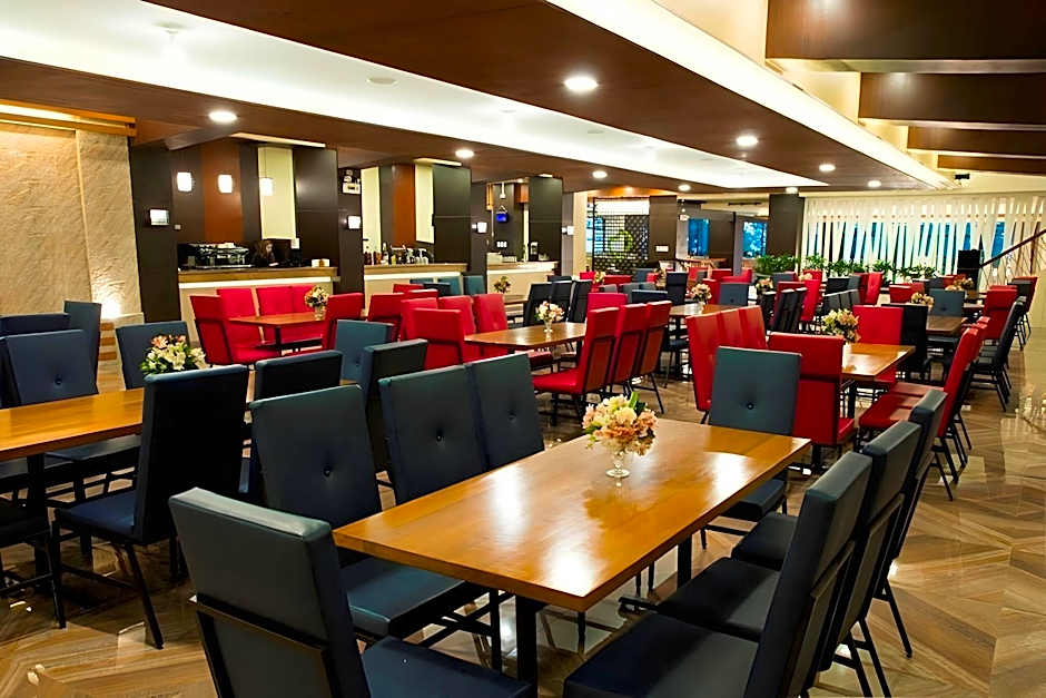Venus Parkview Hotel