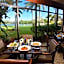 Hilton Palm Beach Airport