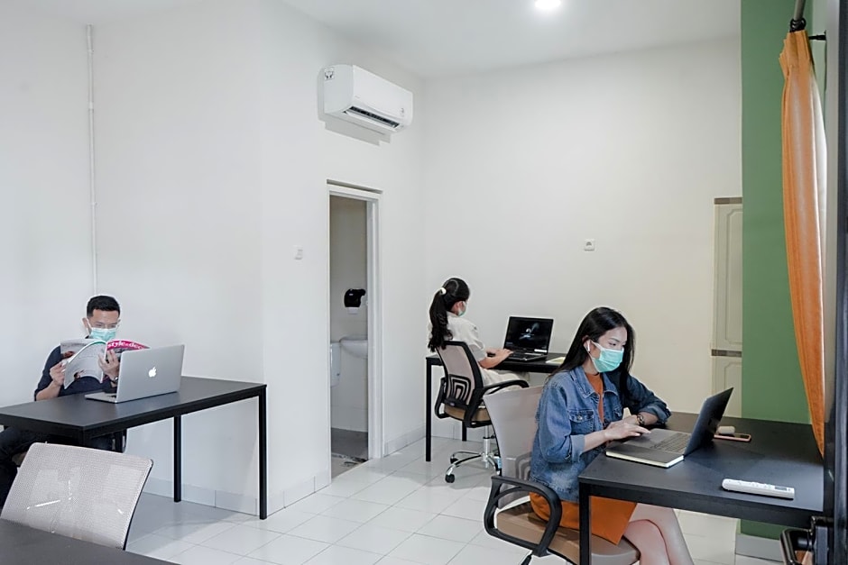 Social Hub by TwoSpaces