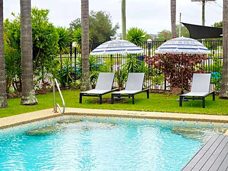 The Esplanade Motel