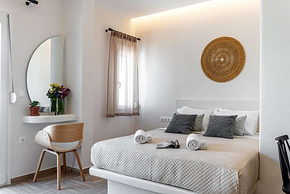 Adama's Suites Naxos