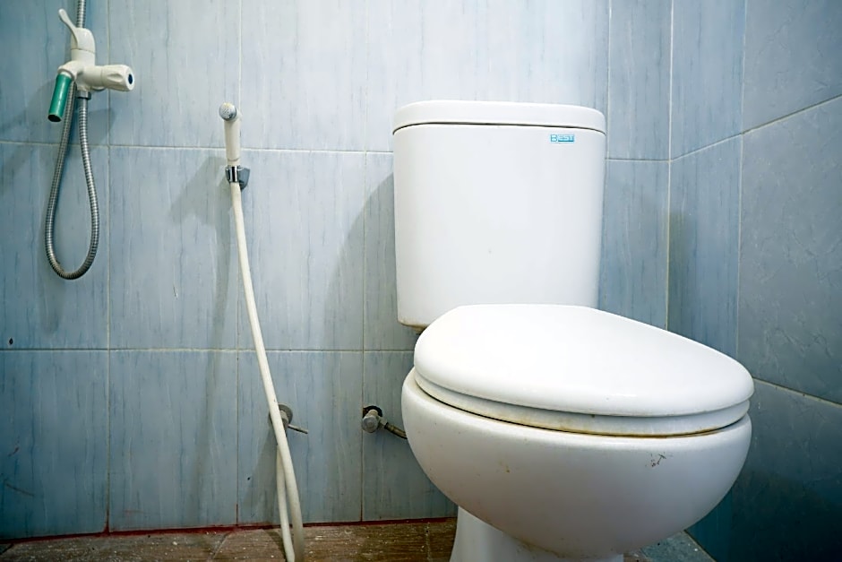 OYO Life 92991 Kost Amantu 2