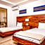 Nomads Party Hotel & Hostel